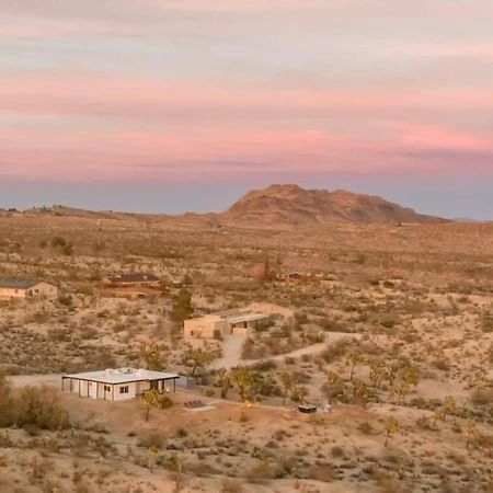 Kinetic House-Joshua Trees Sculptures Cowboy Pool Villa Yucca Valley Eksteriør billede